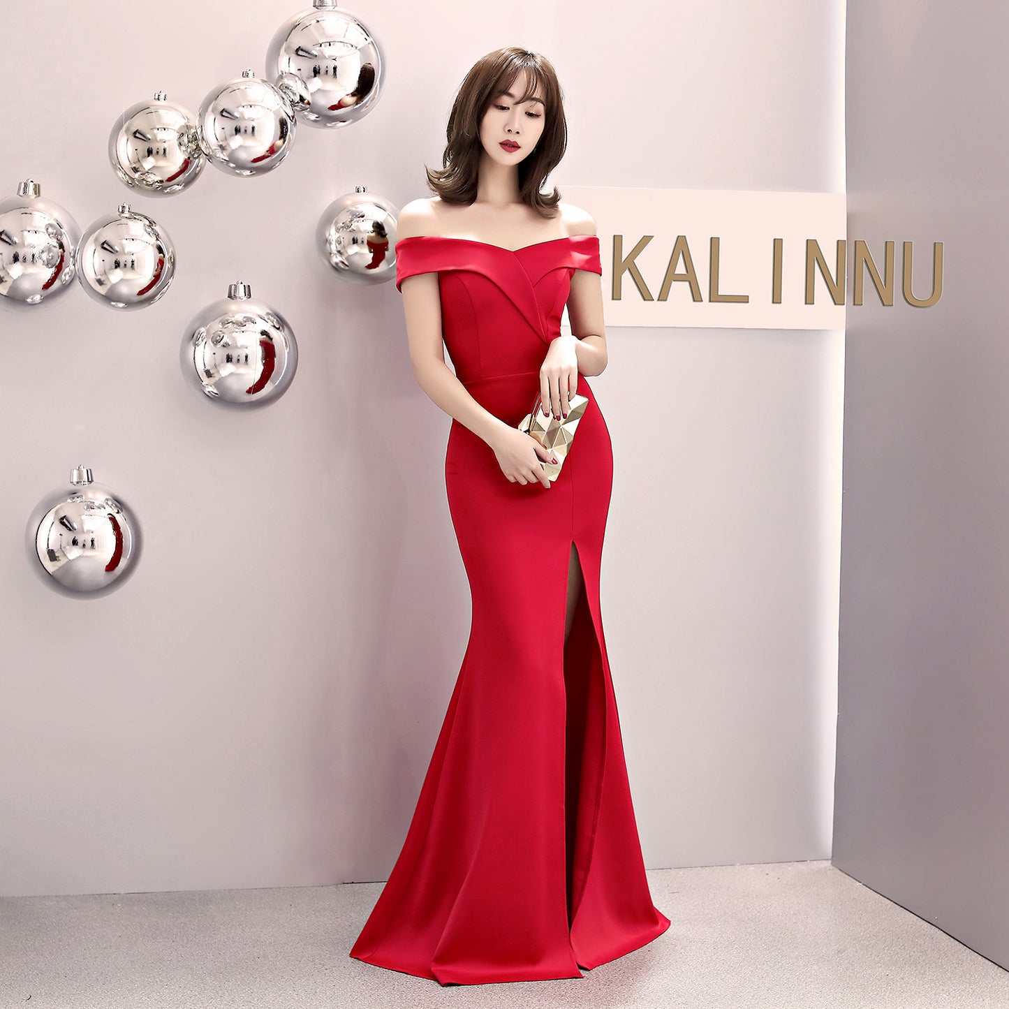 8642 #banquet evening dress 2017 new elegant long one-word shoulder fishtail host dress long dress