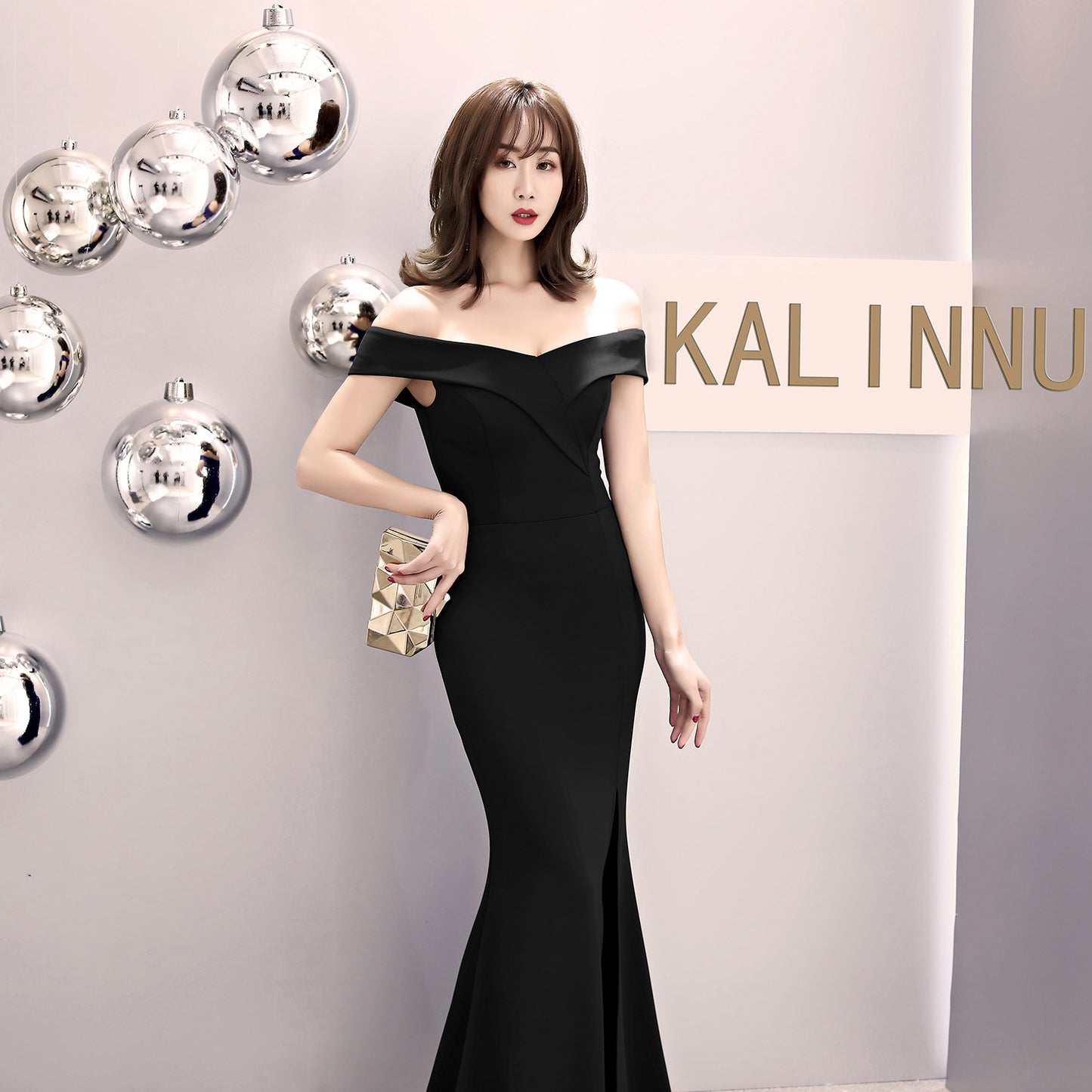 8642 #banquet evening dress 2017 new elegant long one-word shoulder fishtail host dress long dress