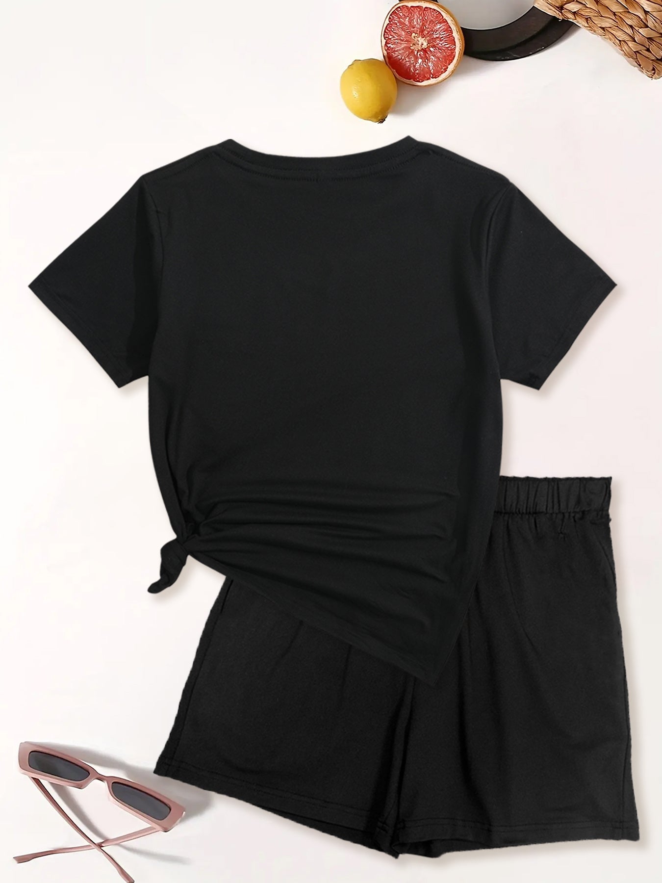 Trendy Two-Piece Heart Print Pantsuit - Casual Crew Neck Short Sleeve T-shirt & Elastic Waist Slant Pocket Shorts Outfit - Comfortable Women's Clothing for Daily Wear