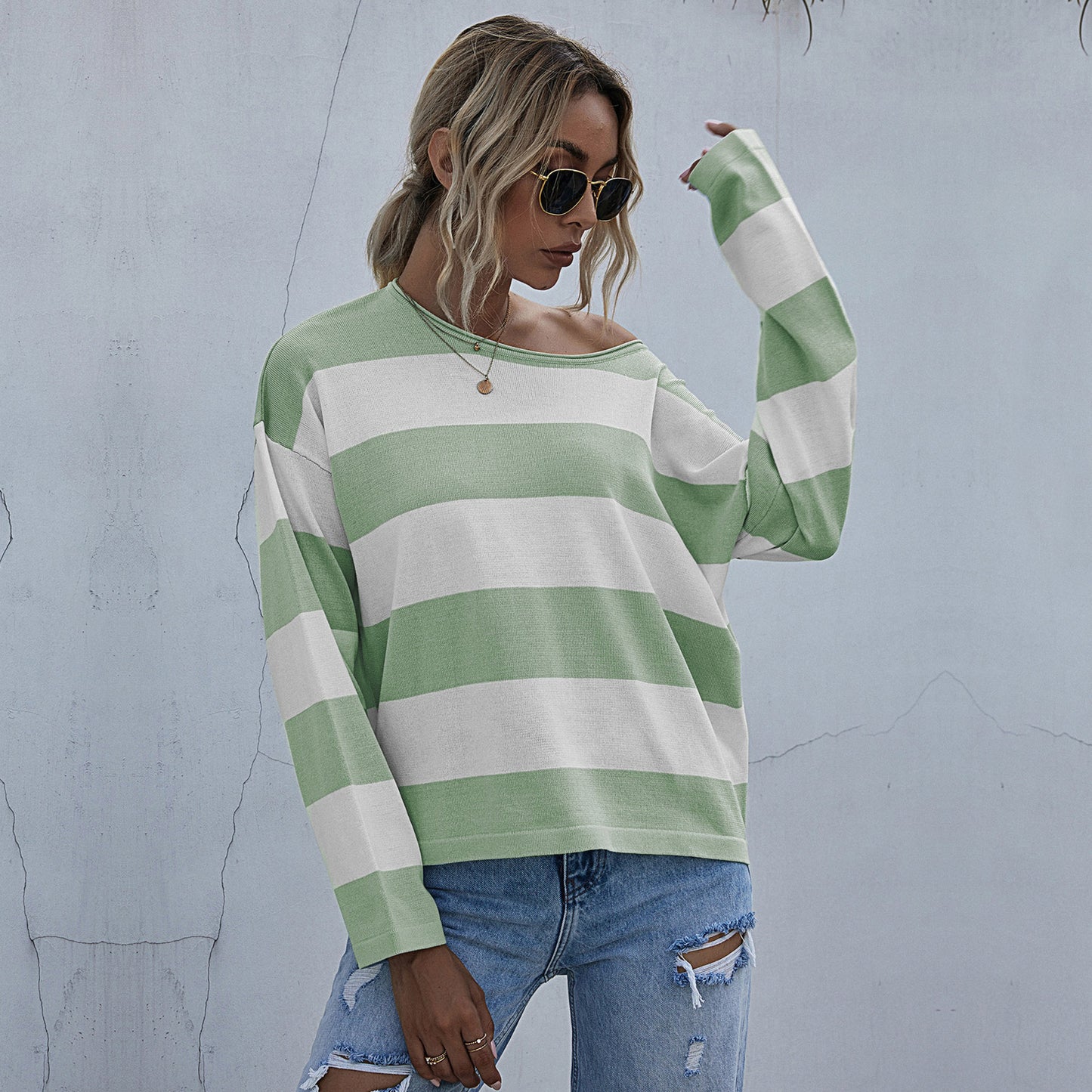 LOVECCR popular autumn independent station New 2025 fashion women's clothing crew neck Korean long-sleeved striped knitted sweater