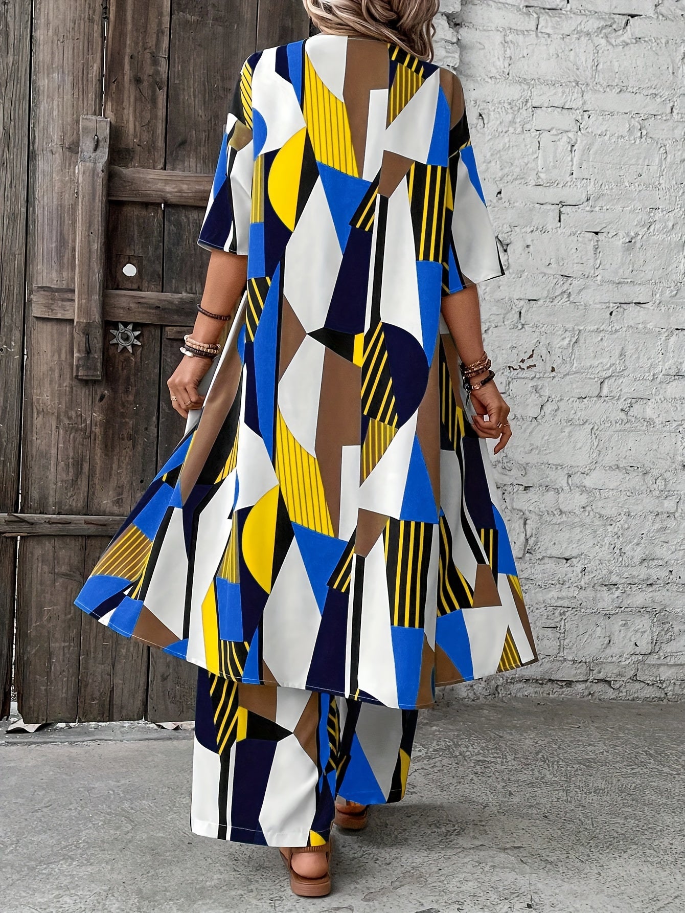 Chic Geometric Print Womens Pantsuit Set - Open Front Long Shirt & Wide Leg Pants - Stylish Casual Outfits for Fashion-Forward Ladies