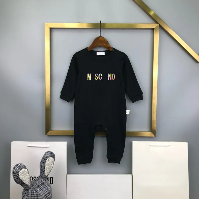 Luxury Newborn Jumpsuits Designer Baby Rompers New Born Romper Brand Girls Boys Clothes Kids Overalls Jumpsuit For Babies Bodysuit CSD2401151-6