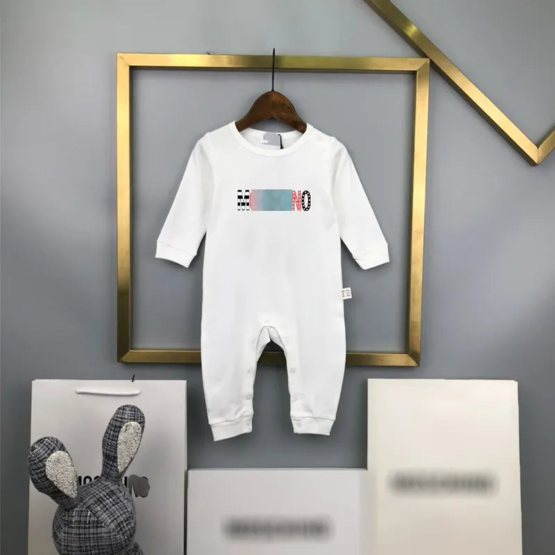 Luxury Newborn Jumpsuits Designer Baby Rompers New Born Romper Brand Girls Boys Clothes Kids Overalls Jumpsuit For Babies Bodysuit CSD2401151-6