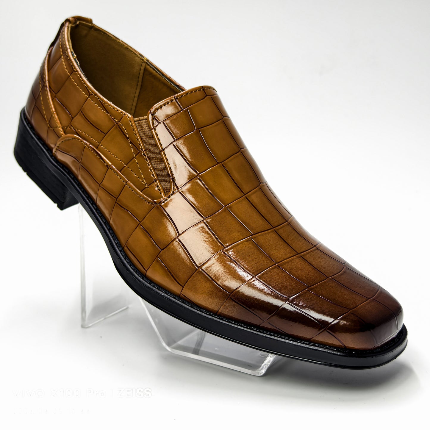 Plus Size Mens Slip On Dress Shoes - Timeless Solid Color Design, Exuding Elegant Sophistication, Ultra-Comfy Cushioning, Slip-Resistant, Durable - Perfect for Outdoor Enthusiasts and Active Men, Ideal for Walking, Hiking, and Other Casual Activities