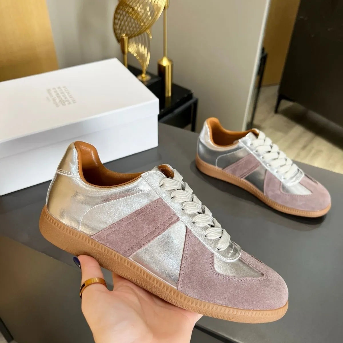 new style dress shoe margiela women Casual shoes Outdoor sneaker MM6 walkman Designer basketball trainer maisons men travel hike loafer tennis sport run