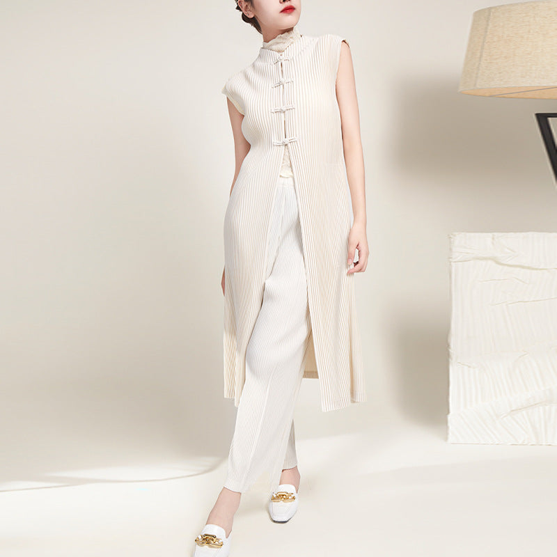 2025 sleeveless trench coat vest long slim and thin versatile split pleated retro Chinese coat female autumn