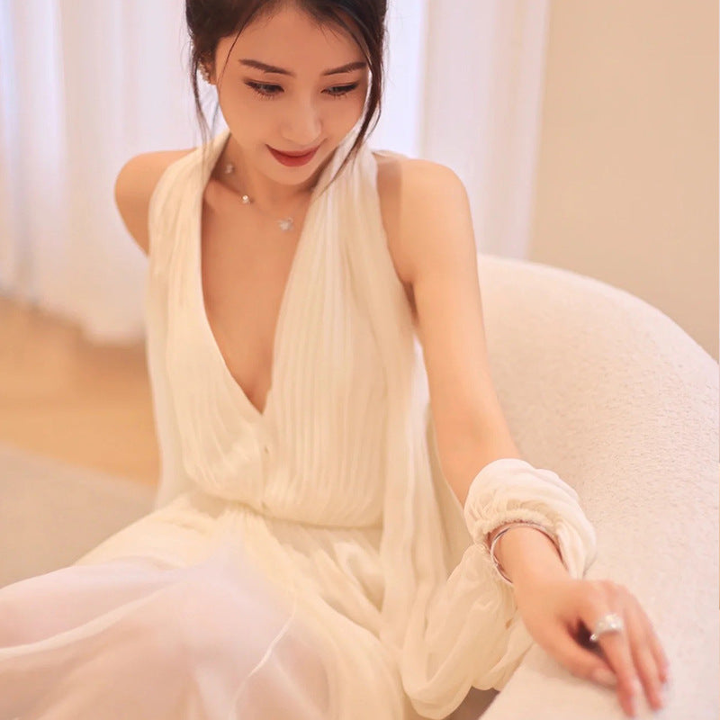 LOVERCCR New Chinese Style Morning Gowns Female Bride Wedding Engagement Toast Dress Mori Style Halter Seaside Travel Photography Lightweight Wedding Dress Dress