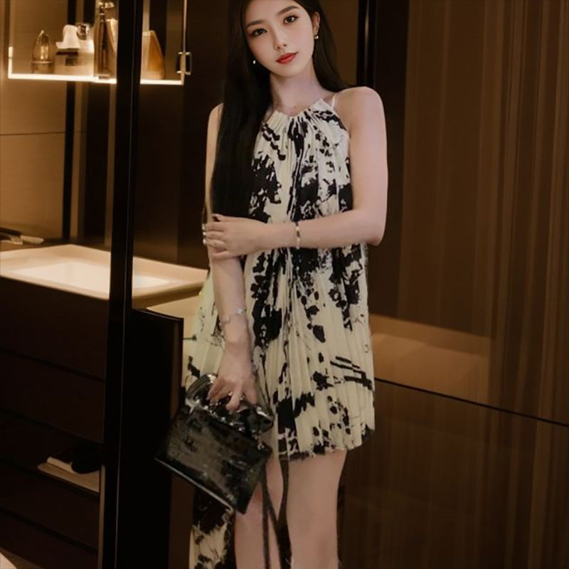style temperament neck-hanging sleeveless printed pleated dress/top popular summer new L6118