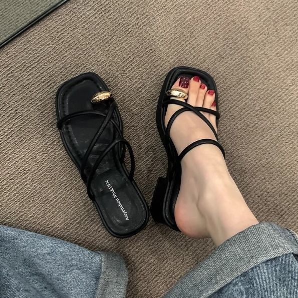 loveccr Chunky Heel High Heel Cross Toe Covering Sandals Women's Summer Outdoor Wear New Internet Celebrity Super Hot High-Grade Small