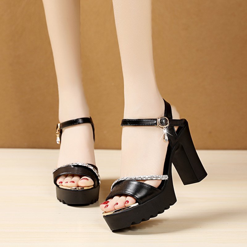 loveccr Cross-Border Sandals Women's Summer High Heel Chunky Heel Waterproof Platform New Korean Style Buckle Strap Peep Toe Women's Shoes Wholesale