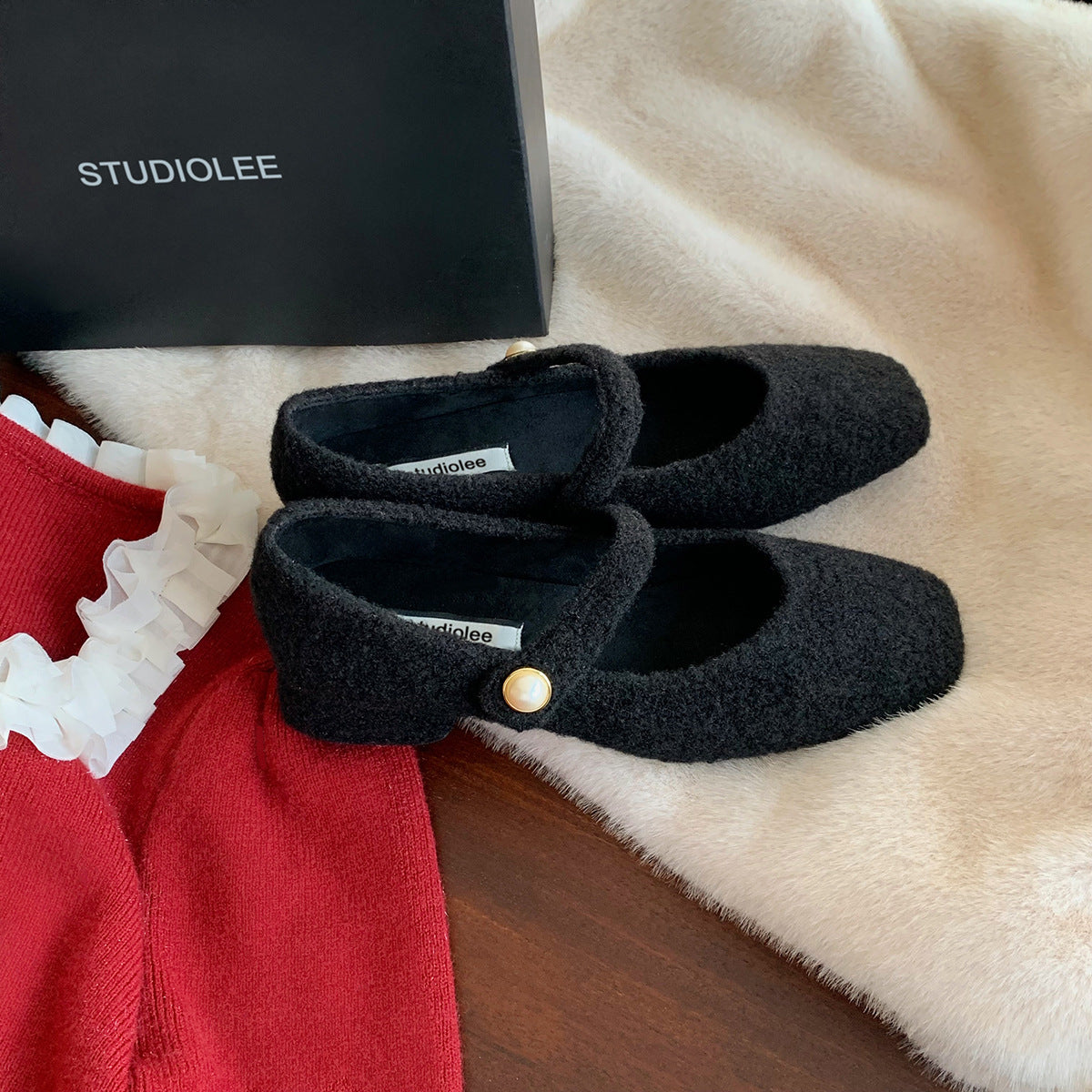 2025 Sheepskin version~ Woolen square head shallow mouth single shoes 2025 temperament elegant gentle velvet warm word Mary