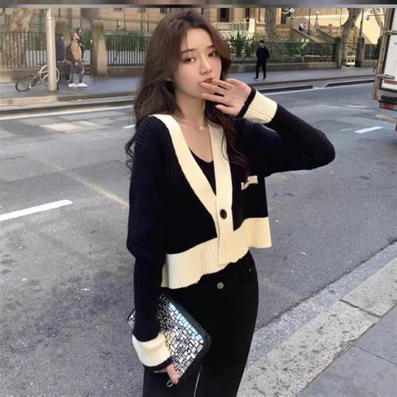 Sweater age-reducing jacket lazy style autumn wear short small color matching top versatile Internet celebrity super fire knitted cardigan