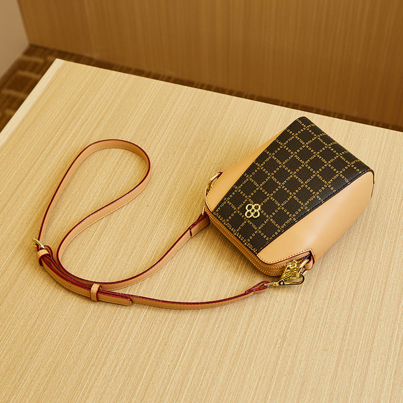 2025 Spot women's bag large screen mobile phone bag popular new printed shoulder bag fashion retro zipper oblique span bag