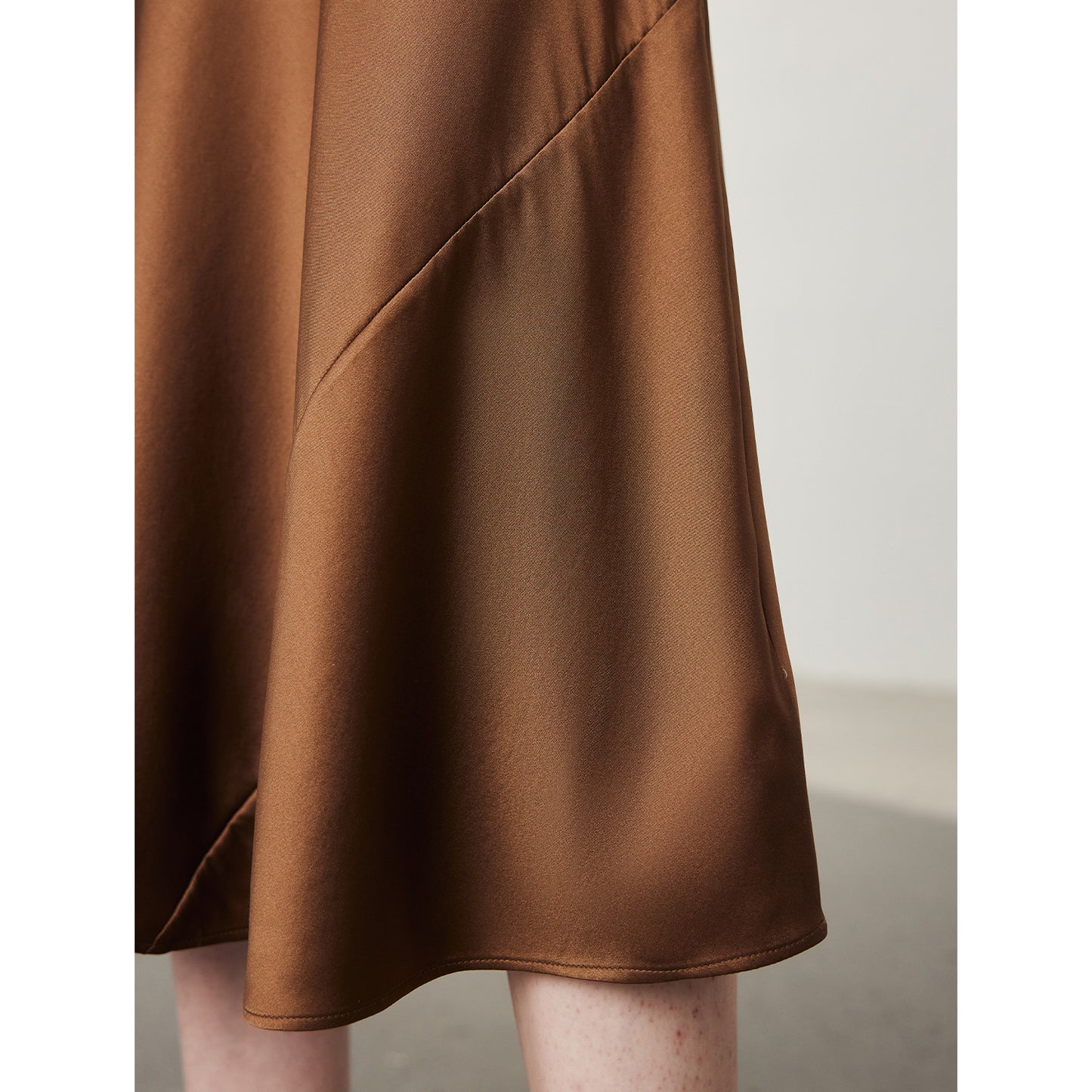 Silk Skirt Female Spring and Summer New Solid Color Commute Stretch Satin a Version Small Satin Mulberry Silk Skirt