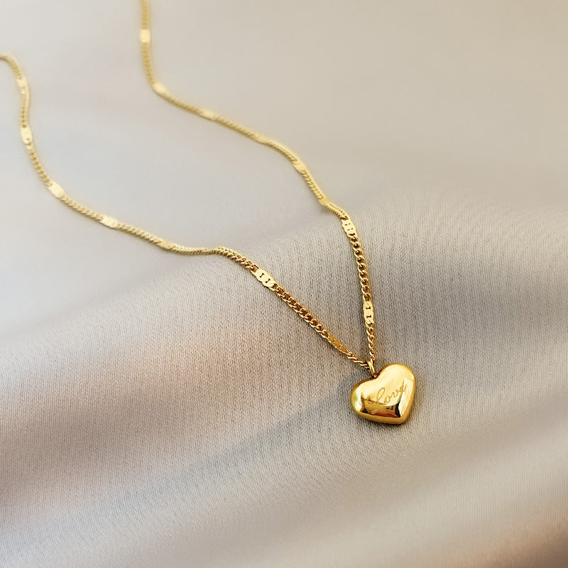 Wenjian Love Heart Necklace New Women's Summer Clavicle Chain Simple Temperament Entry Lux Necklace Peach Heart Titanium Steel