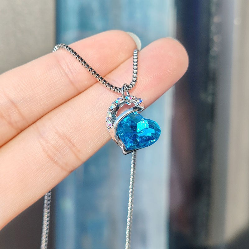 Clover Necklace for Women Korean Style Elegant Simple and Fashionable Summer Wild Clavicle Chain Accessories Girlfriends Jewelry