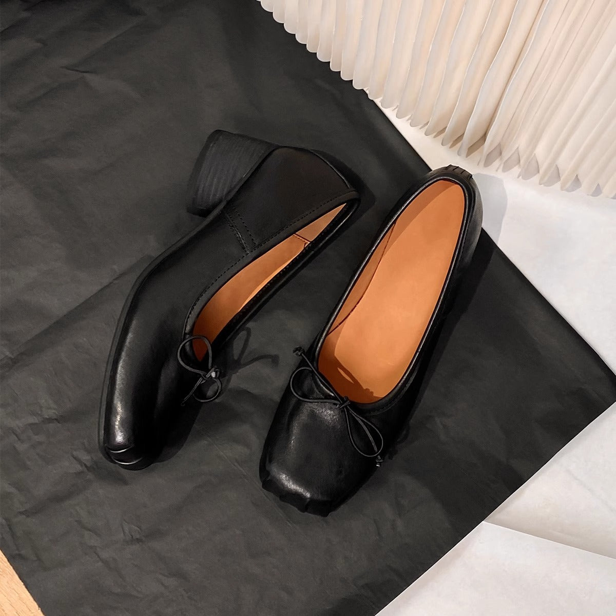 2025 Sheepskin version~ retro pleated washed leather made old square pig nose thick heel shallow mouth ballet shoes single shoes women