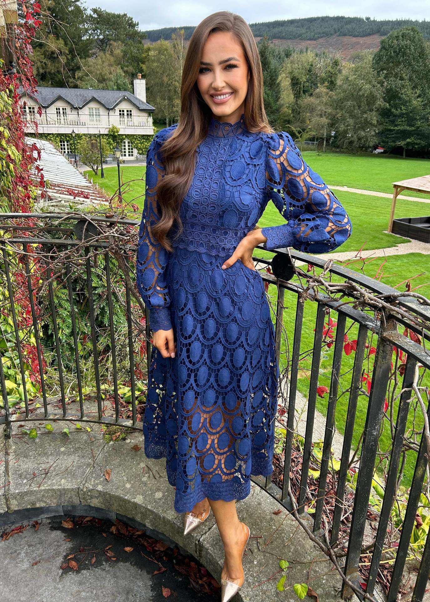 Spring New Style Lace Stand Collar Puff Sleeve Waist Slimming Dress Graceful European and American Long Dress