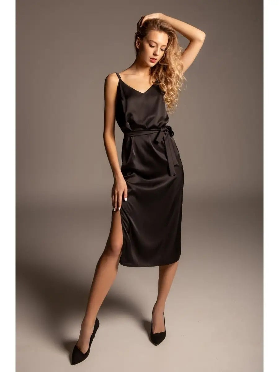 LOVERCCR Zip-up V-neck Waist-Tight Suspender Dress Elegant Lace-up Long Dress