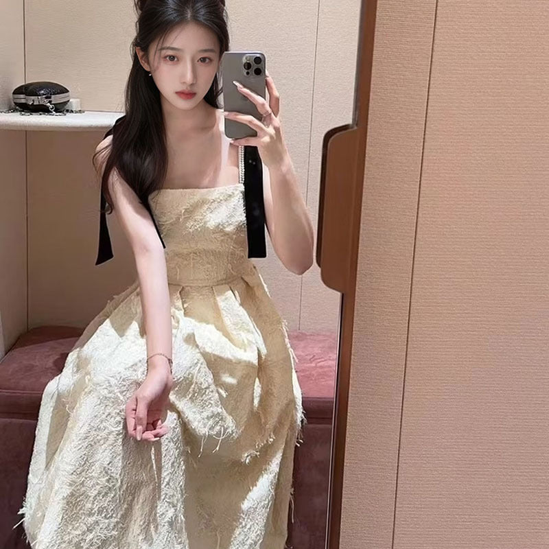 Summer suspender dress femininity light luxury high sense waist thin a word puffy skirt M6005