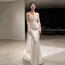 LOVECCR Style Tube Top Light Wedding Dress High-Grade Bridal Niche Morning Gowns Retro Fishtail Wedding Veil Small Satin Dress
