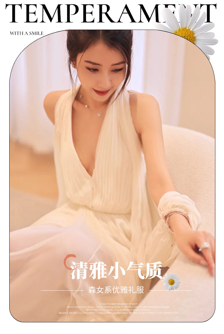 LOVERCCR New Chinese Style Morning Gowns Female Bride Wedding Engagement Toast Dress Mori Style Halter Seaside Travel Photography Lightweight Wedding Dress Dress