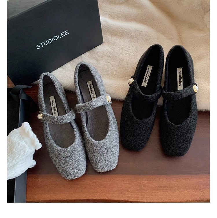 2025 Sheepskin version~ Woolen square head shallow mouth single shoes 2025 temperament elegant gentle velvet warm word Mary
