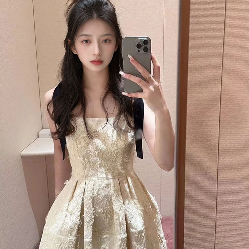 Summer suspender dress femininity light luxury high sense waist thin a word puffy skirt M6005
