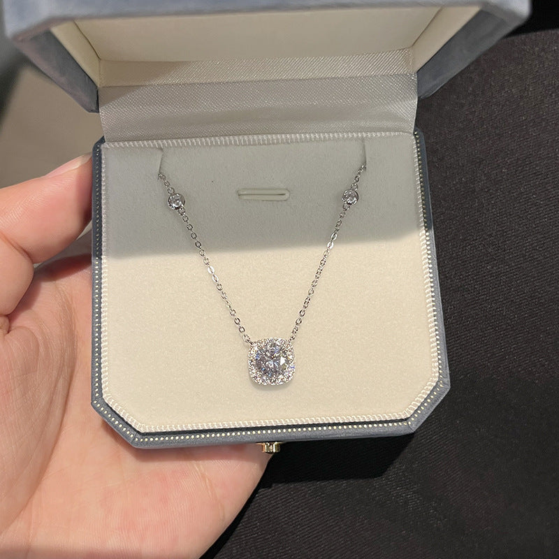 925 Sterling Silver Cube Sugar Necklace for Girls Light Luxury Minority Design High-Grade Clavicle Chain New Popular Necklace