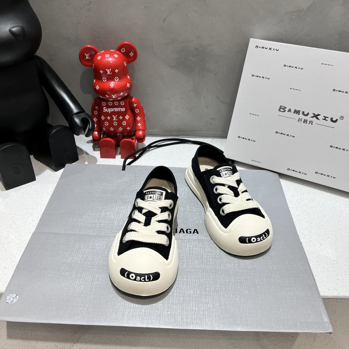 loveccr Women's Canvas Shoes New Autumn Breathable Platform White Casual Sneakers Slip-on Lazy Sports White Shoes