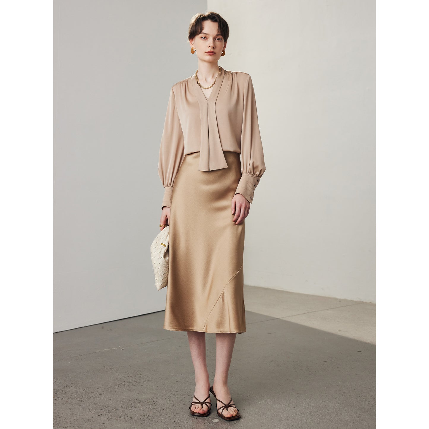 Silk Skirt Female Spring and Summer New Solid Color Commute Stretch Satin a Version Small Satin Mulberry Silk Skirt
