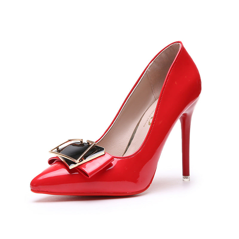 loveccr Foreign Trade Oversized Shoes Women's Spring and Autumn New Fashion Bai Match Temperament Pointed Low-Cut Square Buckle Sexy Stiletto Heels