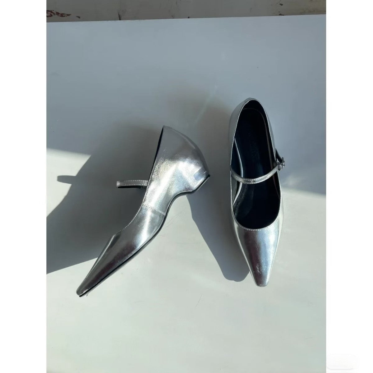 2025 Viral trends inner height increase 2025 Mary Jane women's shoes patent leather commuter pointed thick heel high heel shallow mouth single shoes