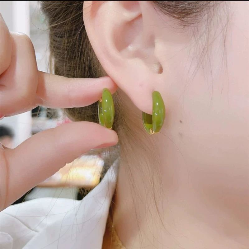Spring and summer avocado green earrings women's 2025 new trendy temperament versatile ear buckle ring earrings Popular style earrings