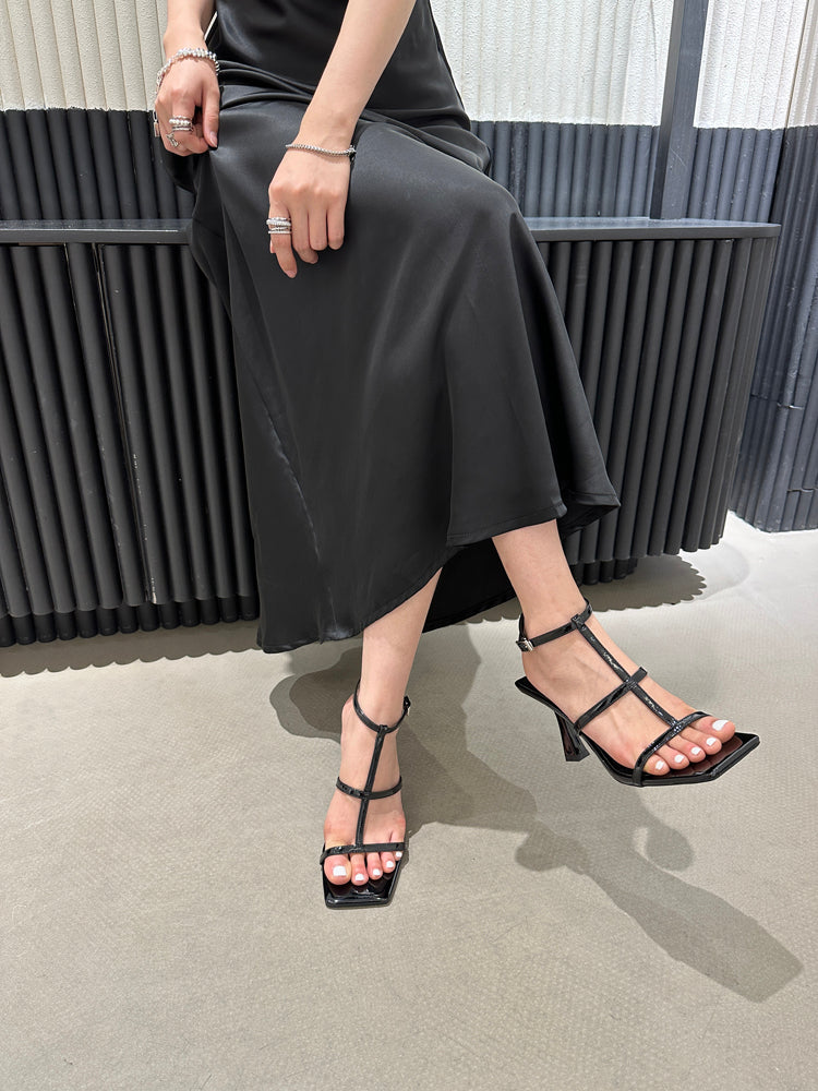 loveccr South Korea Roman Shoes Summer New Square Toe Open Toe Stiletto Heel Sexy Fashion Women's Sandals Thin Cross Straps
