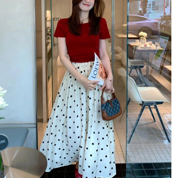 This year, beautiful high-end exquisite temperament high-end sense pear-shaped body polka dot dress set summer