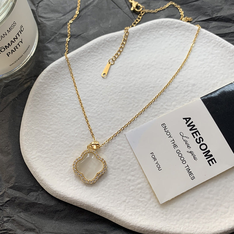 Micro-Inlaid Swan Design Diamond Nail Necklace Female Titanium Steel Rose Gold Zircon Clavicle Chain Couple Girlfriend Gift