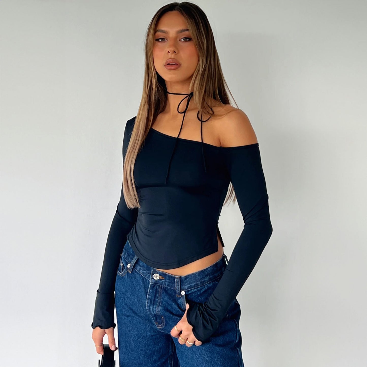 LOVECCR 2025 INS style women's clothing Hot summer new fashionable solid color slanted shoulder slim shoulder sexy long-sleeved T-shirt top