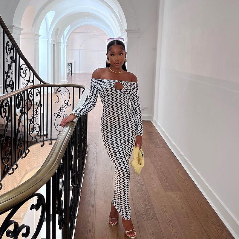 LOVECCR Europe, America autumn and winter explosive new one-word collar hollow long-sleeved corrugated printing dress foreign trade wholesale women's clothing