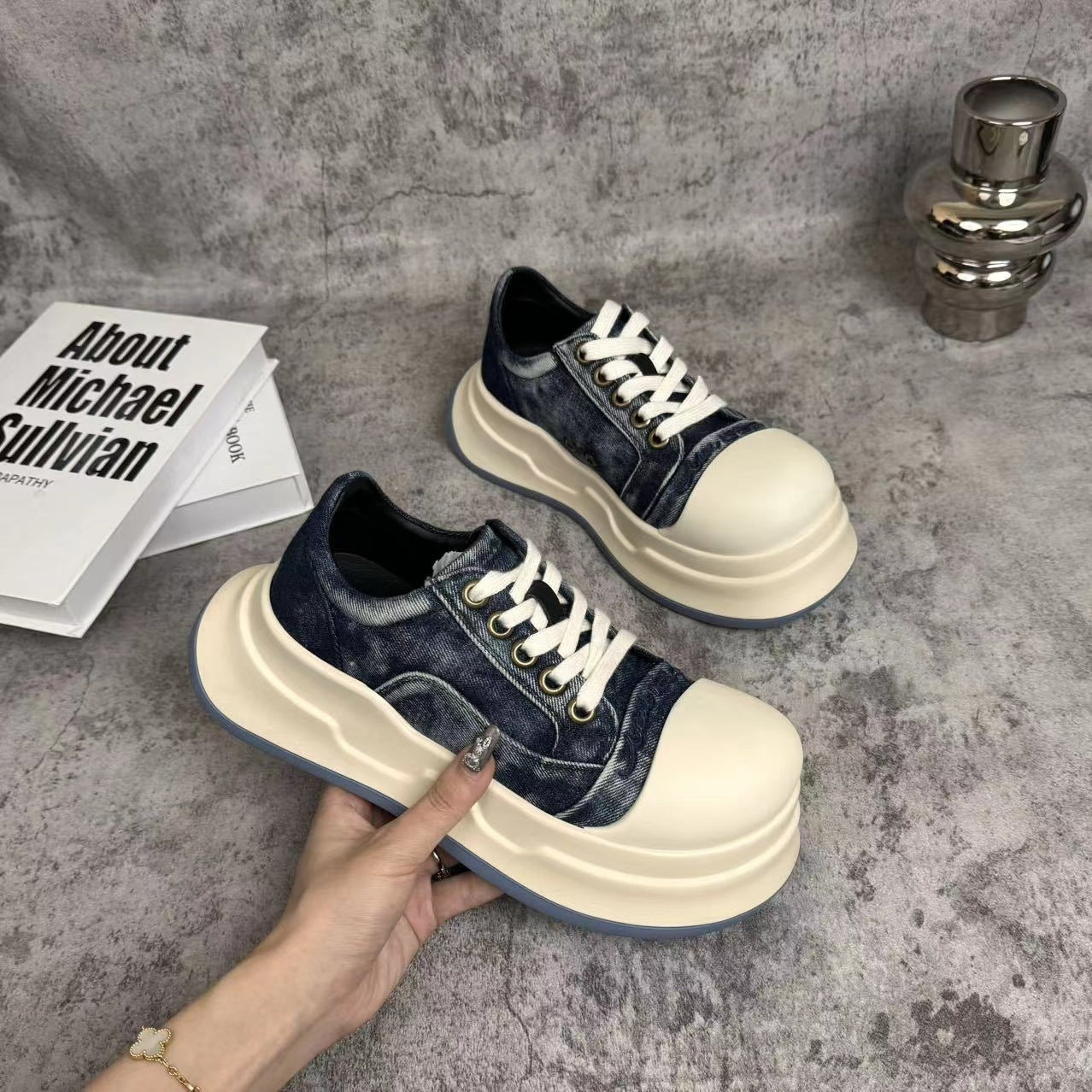 loveccr Black and White round Head Mickey Big Head Shoes Female Spring New Genuine Leather All-Match Casual Sneaker Platform Height Increasing Shoes