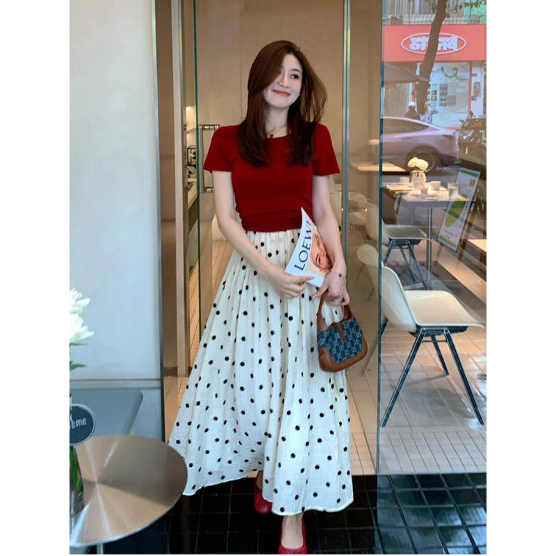 This year, beautiful high-end exquisite temperament high-end sense pear-shaped body polka dot dress set summer