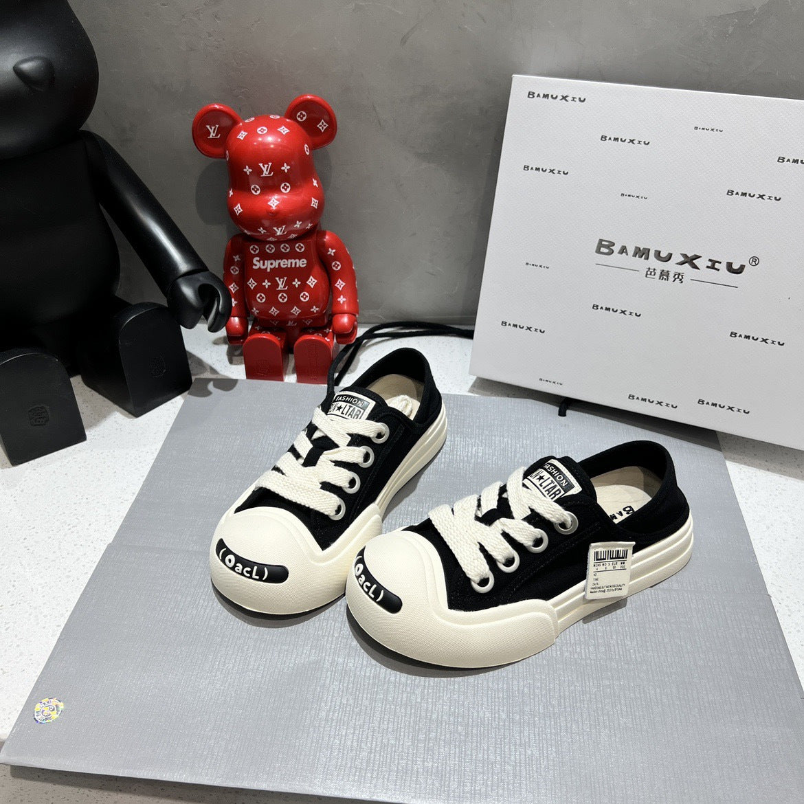 loveccr Women's Canvas Shoes New Autumn Breathable Platform White Casual Sneakers Slip-on Lazy Sports White Shoes
