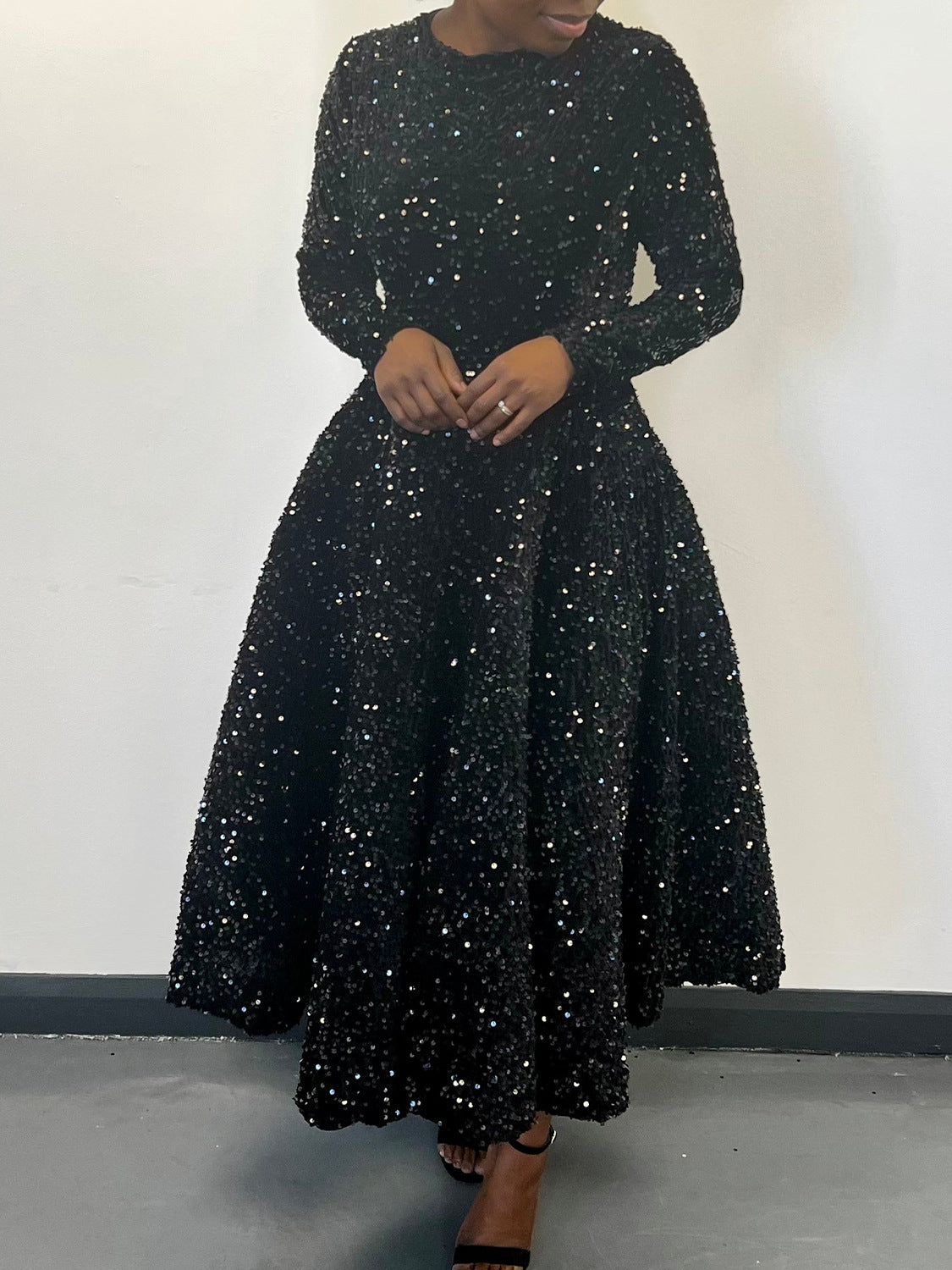 LOVERCCR D469 Cross-Border New Arrival Women's round Neck Long Sleeve Pure Color Sequins High Waist Temperament Mid-Length Formal Dress European and American Style Dress