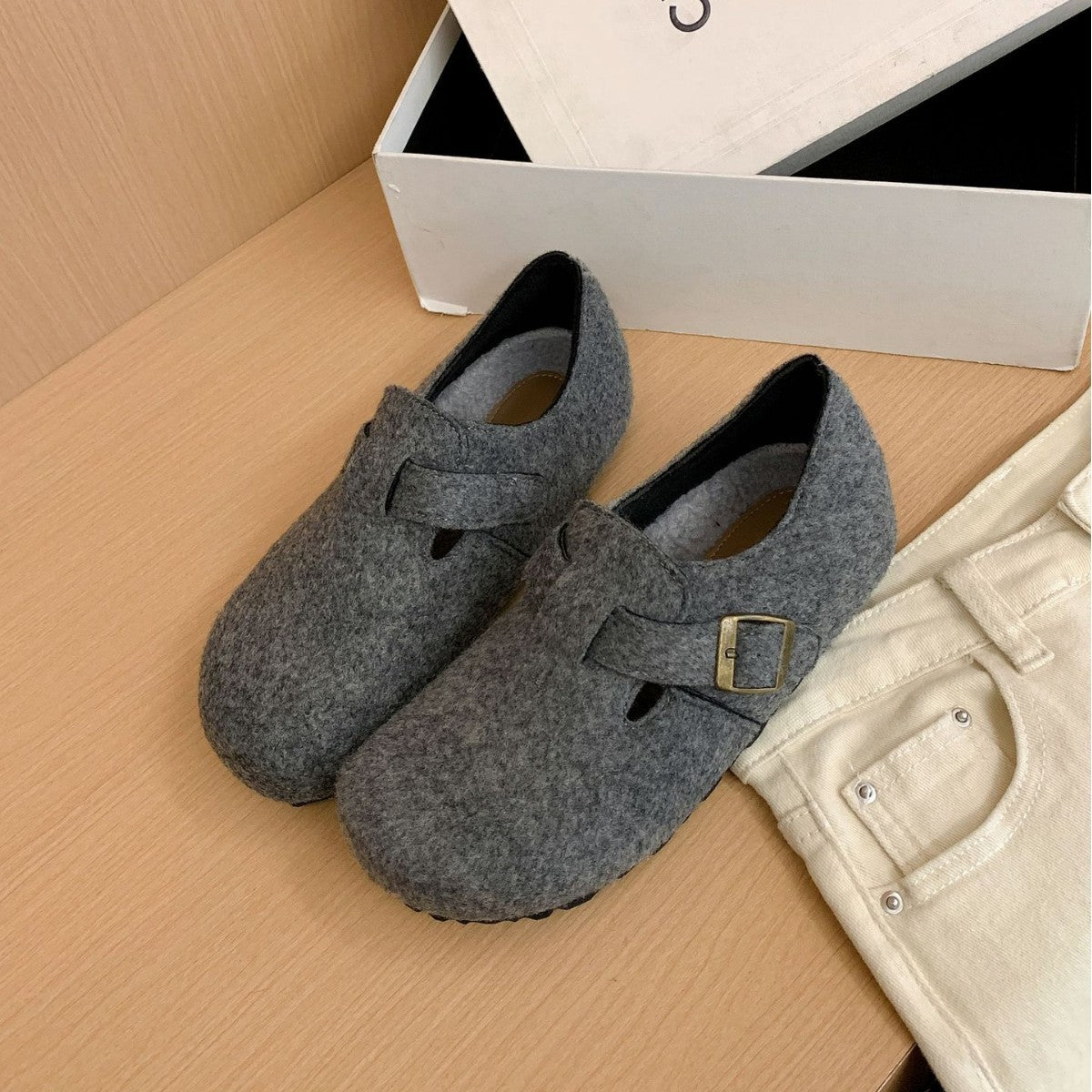 2025 2025 autumn new fashionable non-slip warm velvet inner height increase fluff half drag outer wear thick-soled Birkenstock women's shoes autumn