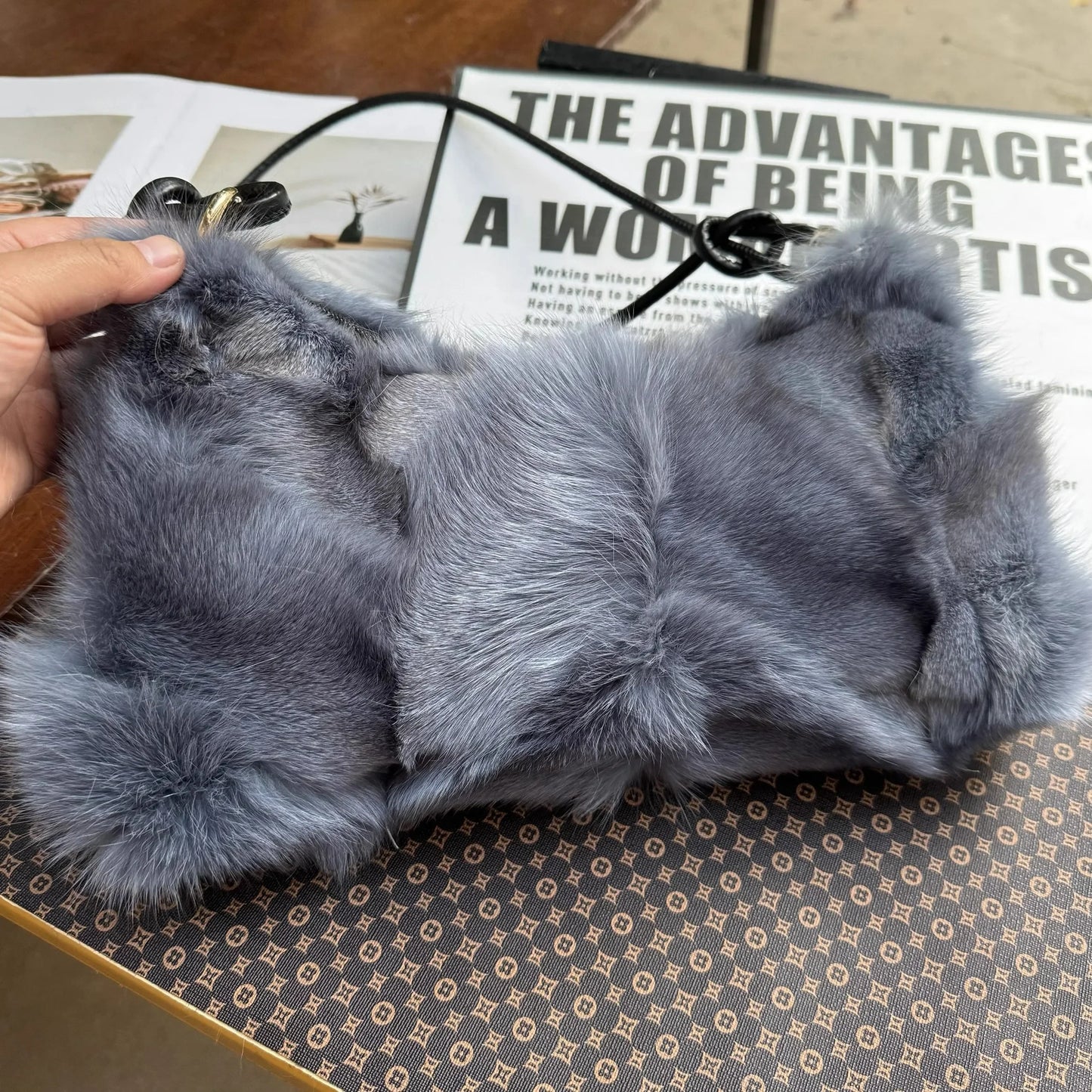 eybag - NEW Real Fox Fur Woman Ladies Crossbody Bags Designer Luxury Handbags Women Handbag Shoulder Bag Fuzzy Fluffy Tote Bag