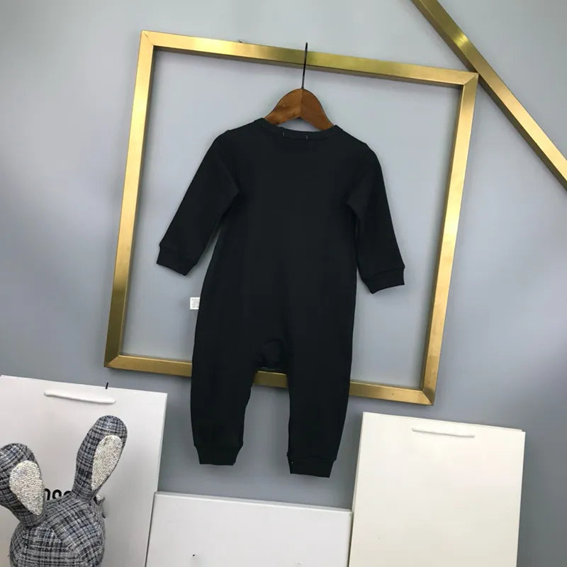 Luxury Newborn Jumpsuits Designer Baby Rompers New Born Romper Brand Girls Boys Clothes Kids Overalls Jumpsuit For Babies Bodysuit CSD2401151-6