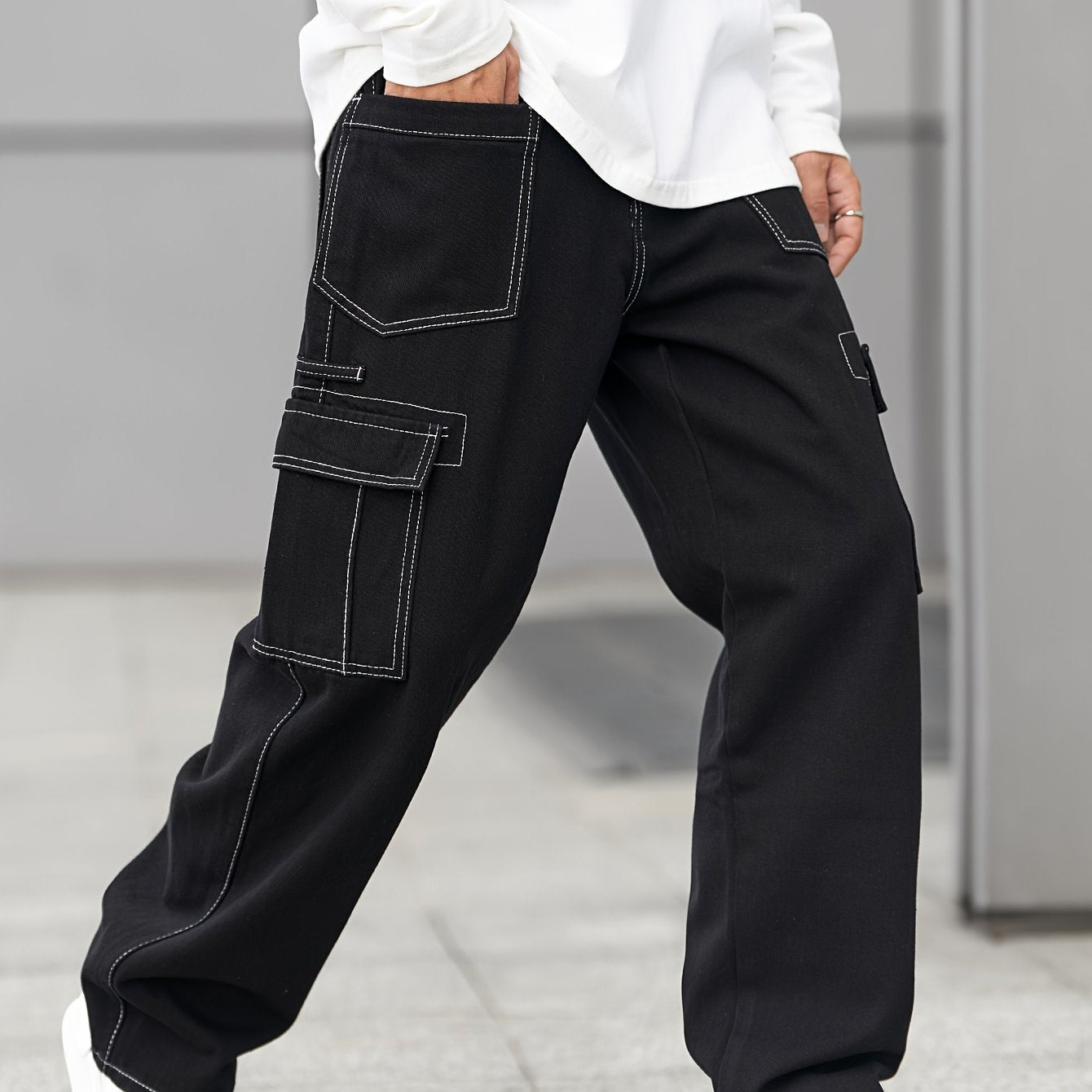 Men's Comfy Loose Fit Wide Leg Cargo Jeans - Stylish Multi-Pocket Denim Pants for Four Seasons - Versatile, Breathable, and Soft Fabric for Everyday Wear