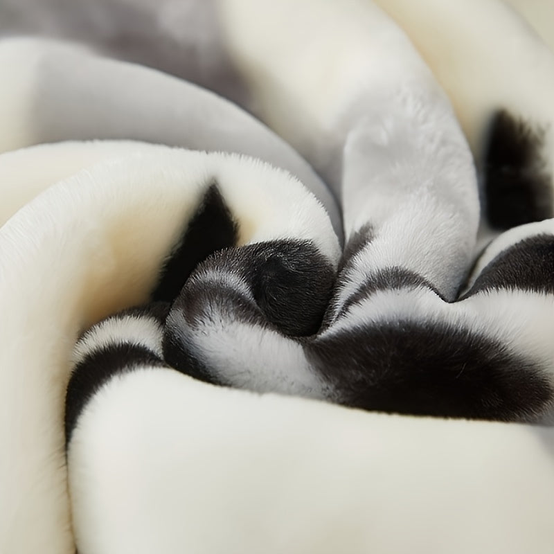 Luxurious Double-Layered Coral Fleece Throw Blanket - Soft, Thick & Cozy for Winter Comfort | Vintage Animal Design