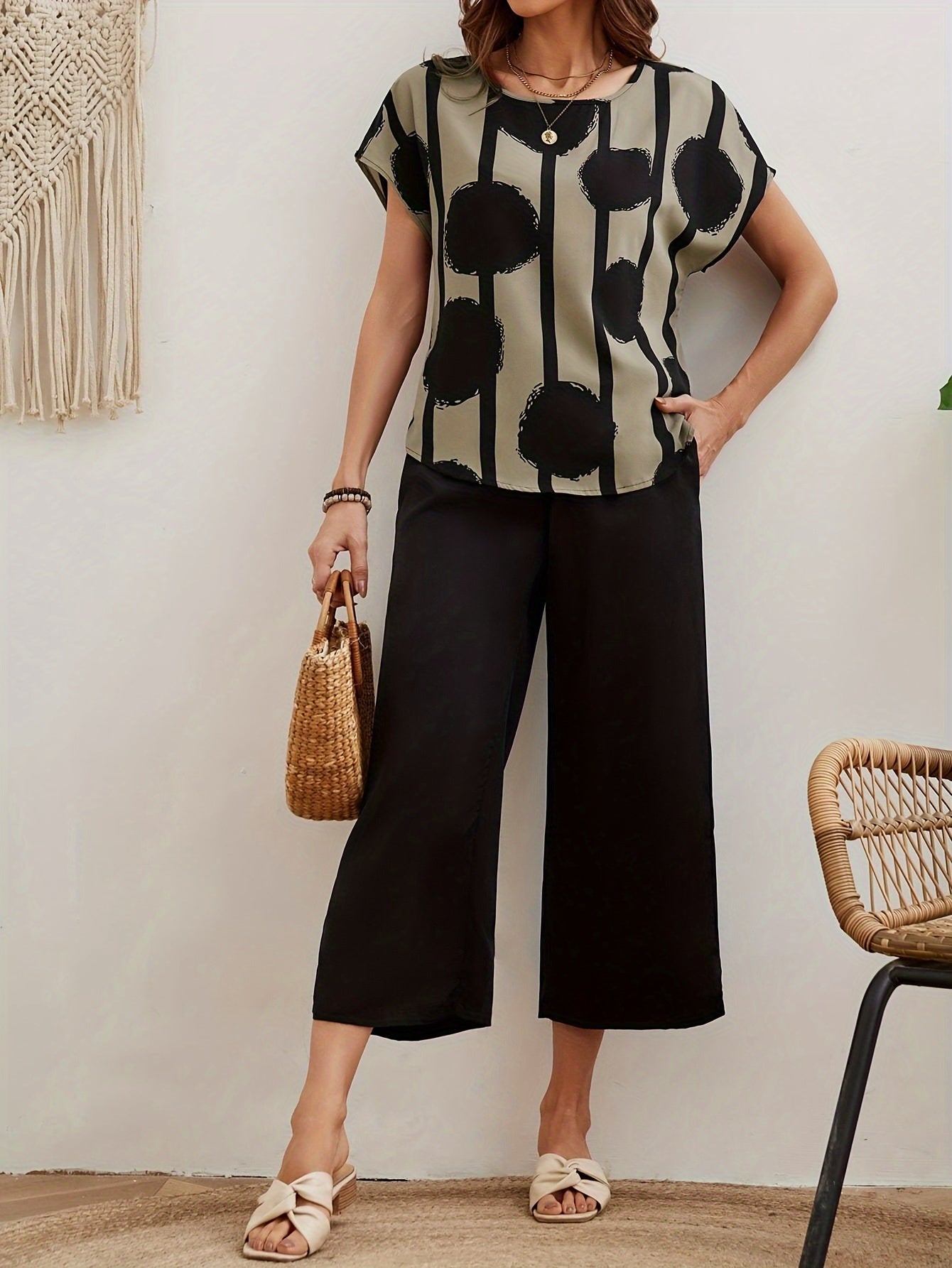 Summer Chic Pantsuit Set - Women's Casual Dot Print Crew Neck Blouse & Solid Color Loose Cropped Pants with Comfortable Fabric and Relaxed Fit - Perfect for Warm Weather Outings