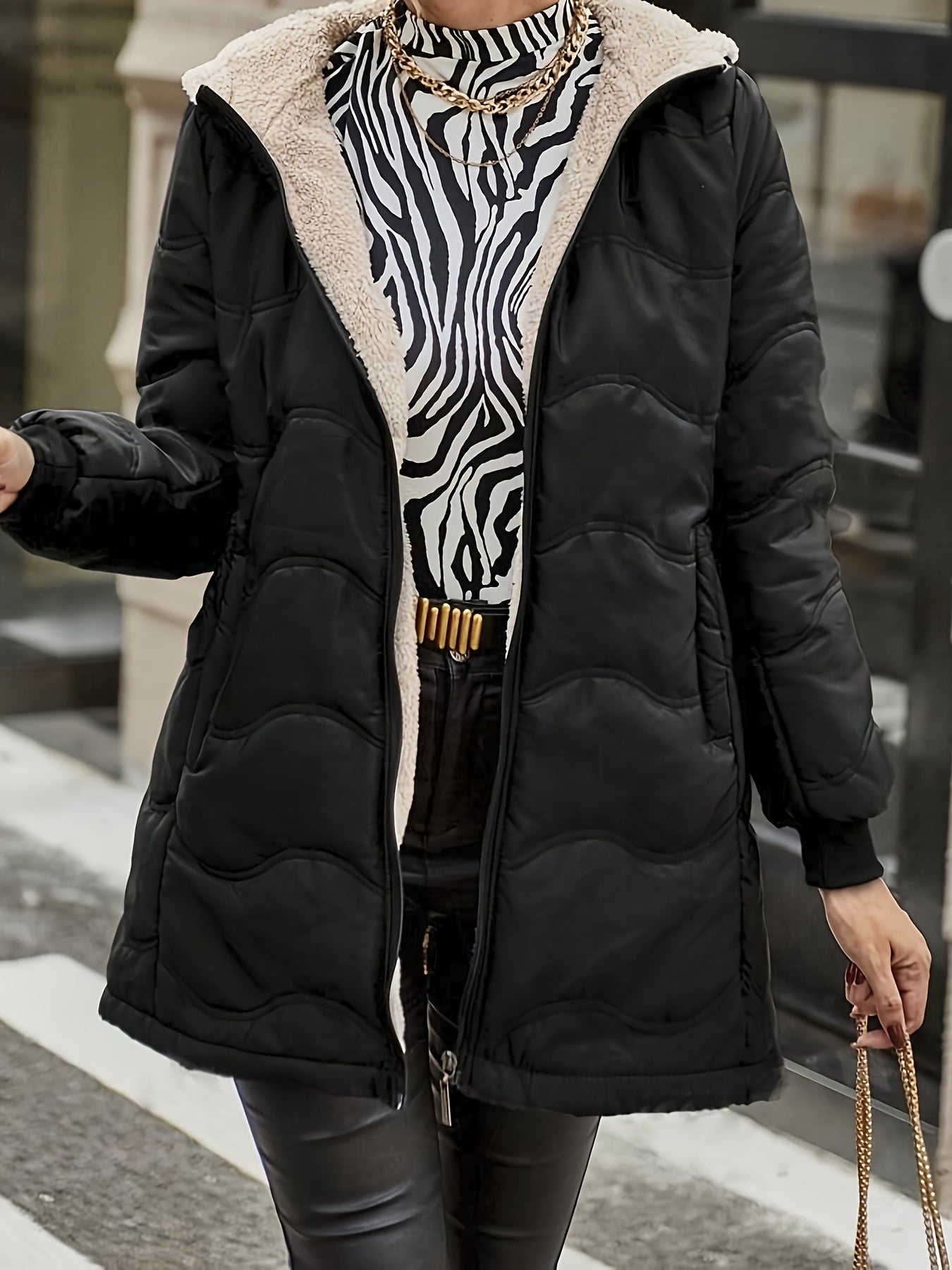 Winter Warmth Quilted Down Jacket - Cotton-Padded Jacket Coat with Full Zip, Long Sleeve, Hooded, Dual Pockets, Solid Color, Casual Style for Women - Perfect for Cold Weather